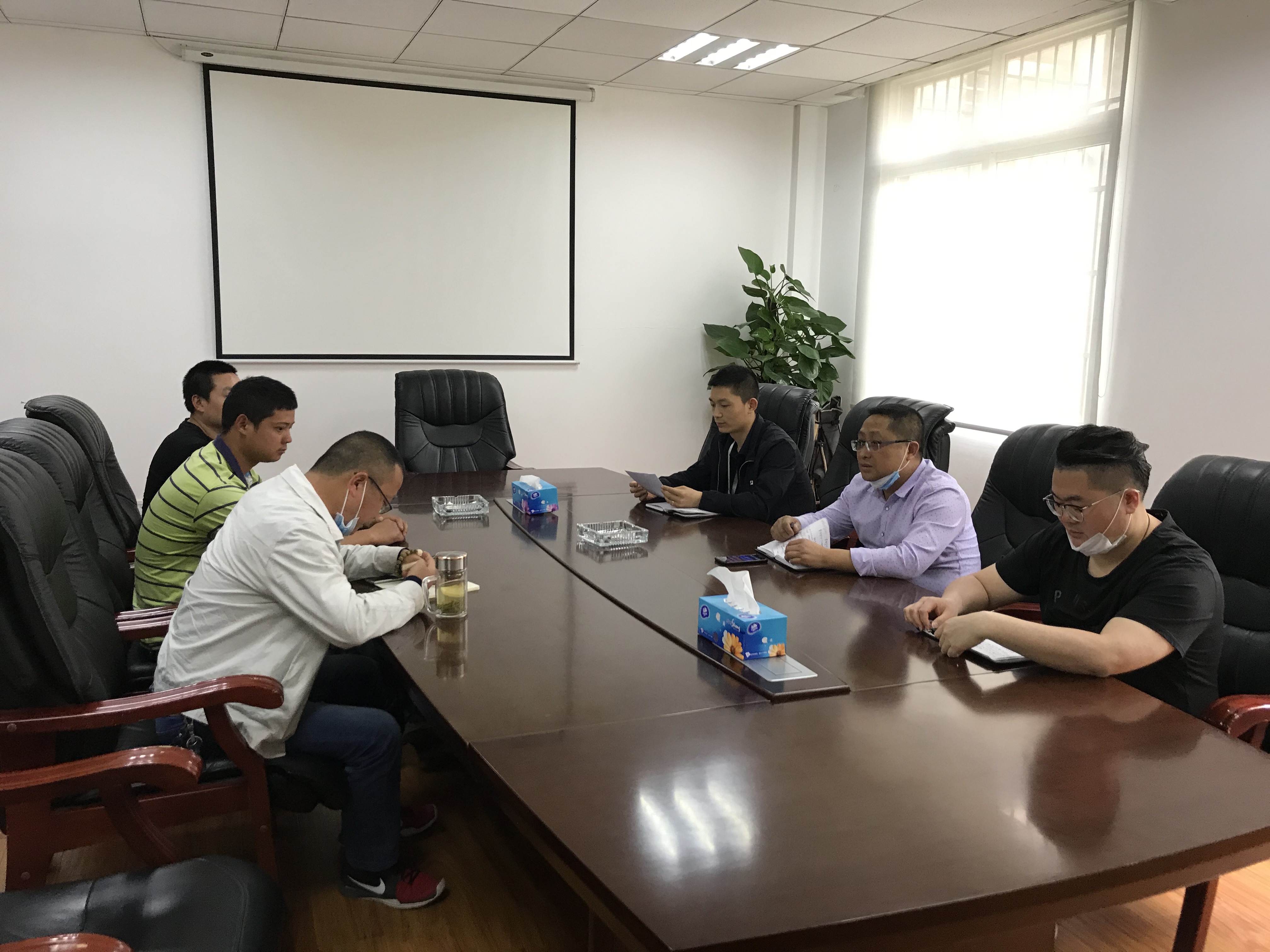 白蓮池街道市場監管所辦公場地裝修工程項目召開見面會