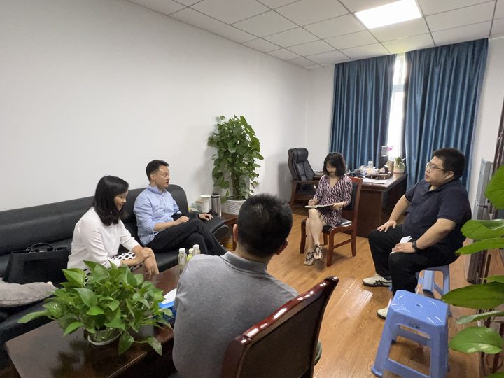 興華生態公司總會計師梅國慶會見四川省金玉融資擔保有限公司總經理劉元亨一行